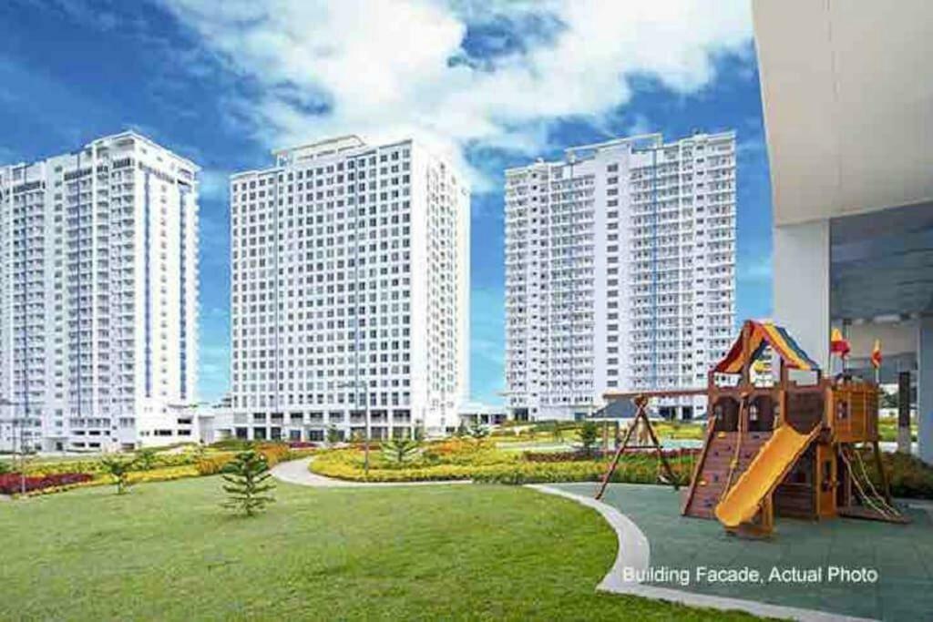 Taal Lake View Wind Residences By Smco タガイタイ エクステリア 写真